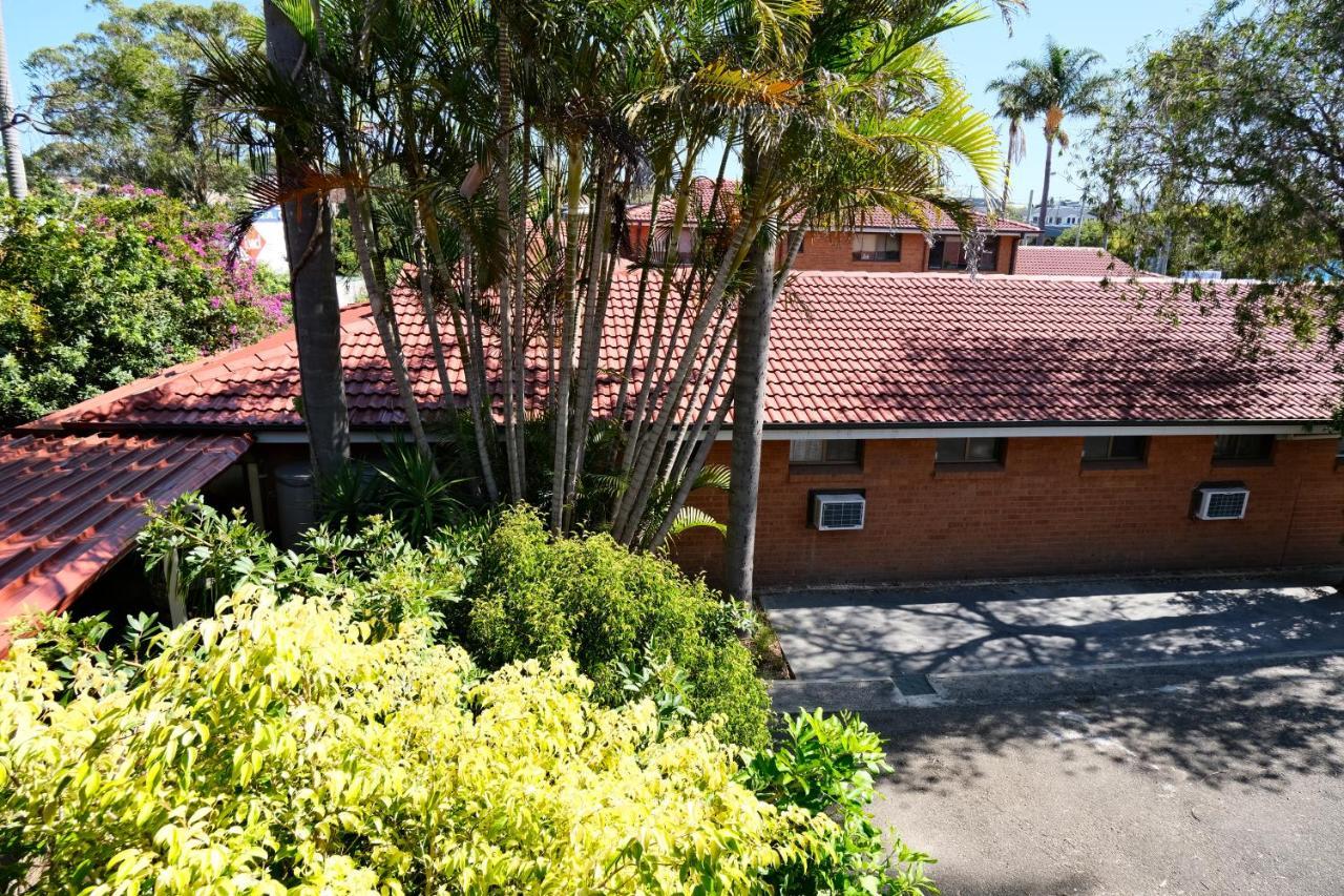 Sapphire Palms Motel Entrance Exteriör bild